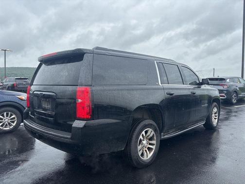 Black 2019 Chevrolet Suburban LT
