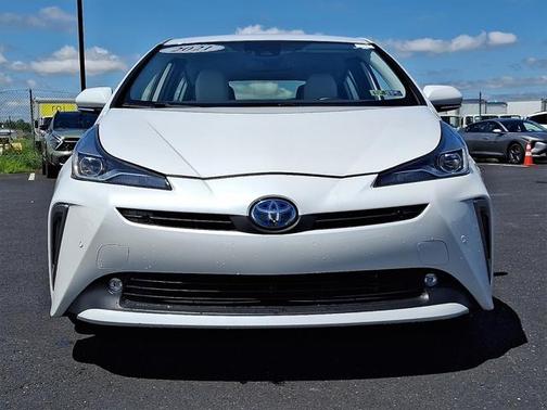 2021 Toyota Prius XLE