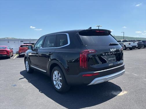 2022 Kia Telluride LX