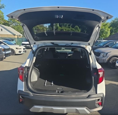 Snow White Pearl 2024 Kia Seltos LX