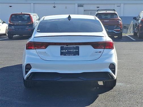 2022 Kia Forte GT-Line