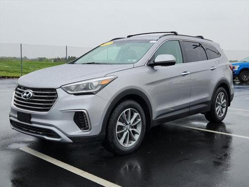 2017 Hyundai SANTA FE SE