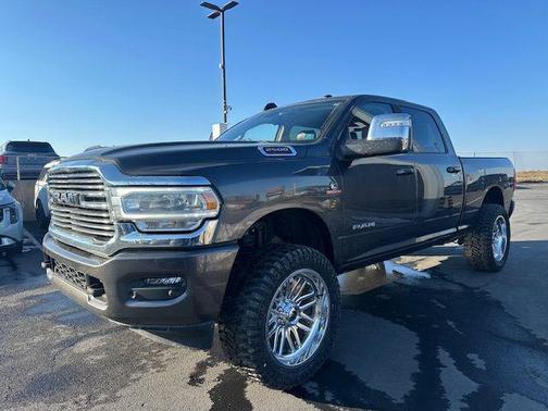 2024 RAM 2500 Laramie Crew Cab 4x4 6'4' Box