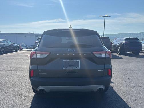 Magnetic 2020 Ford Escape SE