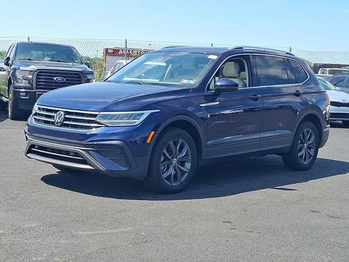 Atlantic Blue Metallic 2023 Volkswagen Tiguan 2.0T SE