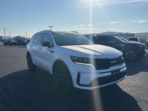 Glacial White Pearl 2023 Kia Sorento SX