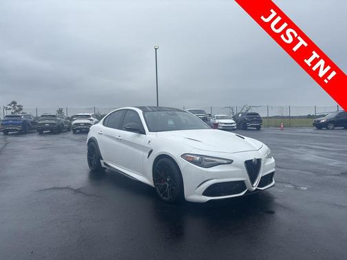 2017 Alfa Romeo Giulia Quadrifoglio