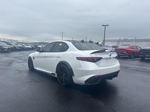 2017 Alfa Romeo Giulia Quadrifoglio