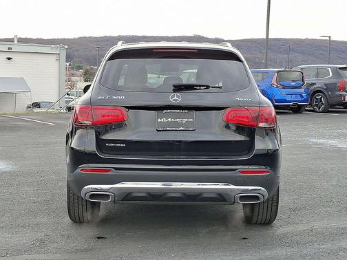 2022 Mercedes-Benz GLC 300 4MATIC