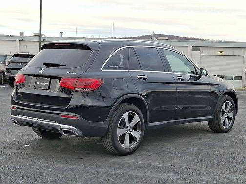 2022 Mercedes-Benz GLC 300 4MATIC