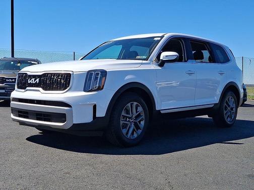 2023 Kia Telluride LX