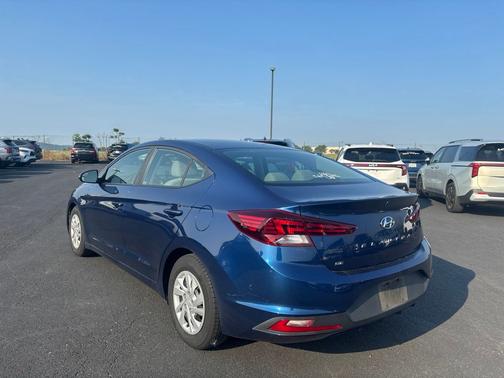 Lakeside Blue 2020 Hyundai ELANTRA SE