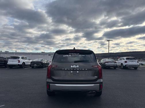 2025 Kia Telluride S