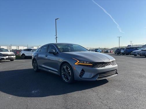 2022 Kia K5 LXS