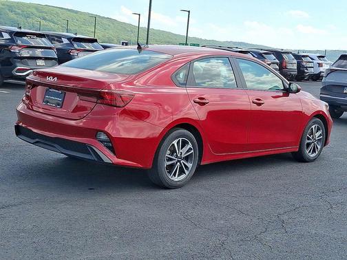 Currant Red 2024 Kia Forte LXS