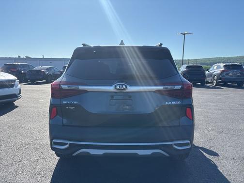 Gravity Gray 2021 Kia Seltos SX