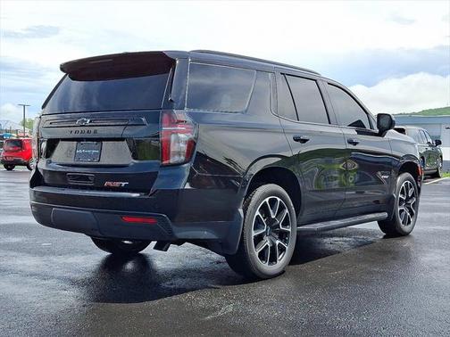 2023 Chevrolet Tahoe 4WD RST