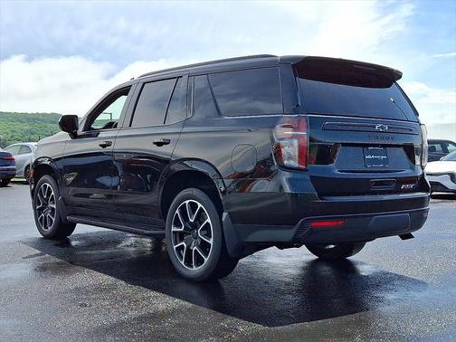 2023 Chevrolet Tahoe 4WD RST