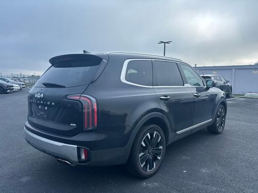Ebony Black 2024 Kia Telluride SX-Prestige