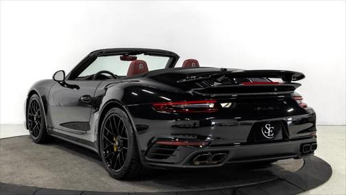 2017 Porsche 911 Turbo S