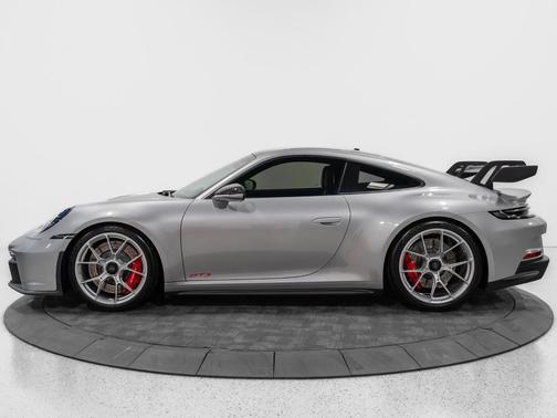 Silver 2022 Porsche 911 GT3