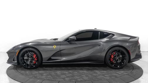 2020 Ferrari 812 Superfast Base