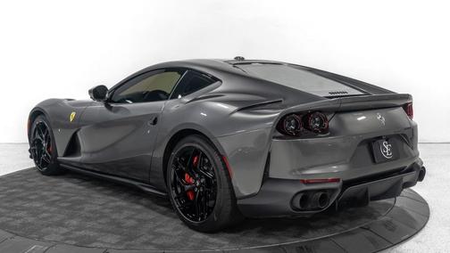2020 Ferrari 812 Superfast Base
