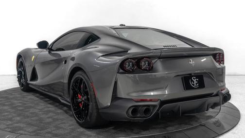 2020 Ferrari 812 Superfast Base