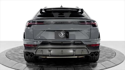 2024 Lamborghini Urus S