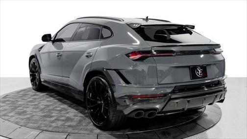 2024 Lamborghini Urus S