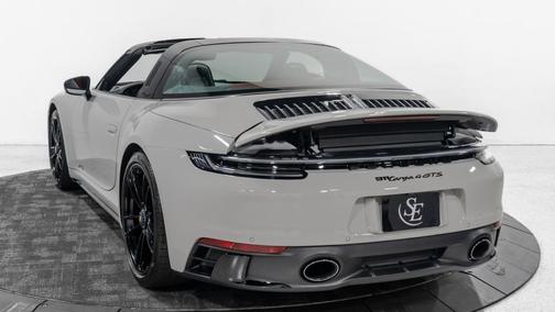 2022 Porsche 911 Targa 4 GTS