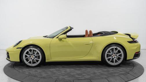 2025 Porsche 911 Carrera