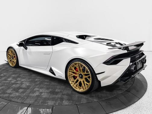 White 2024 Lamborghini Huracan Tecnica Tecnica VF Supercharged