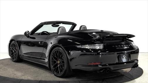 2015 Porsche 911 Carrera GTS
