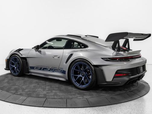 GT Silver Metallic 2025 Porsche 911 GT3 RS