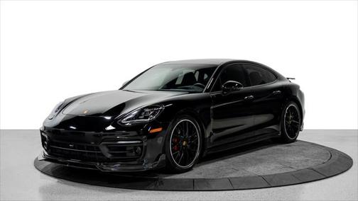 2022 Porsche Panamera Sedan