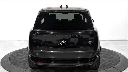 2023 Land Rover Range Rover P530 SE