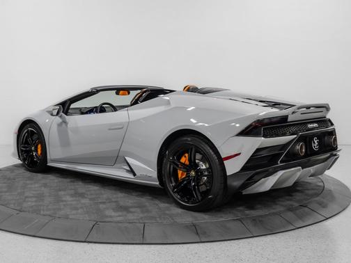 Gray 2021 Lamborghini Huracan EVO Spyder