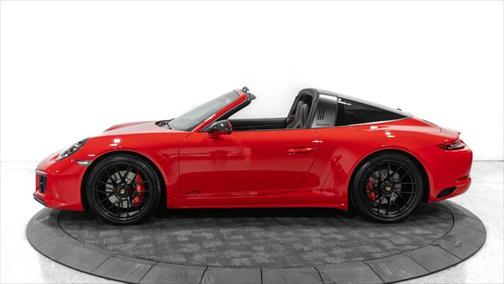 2019 Porsche 911 Targa 4 GTS