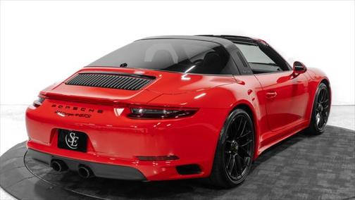 2019 Porsche 911 Targa 4 GTS