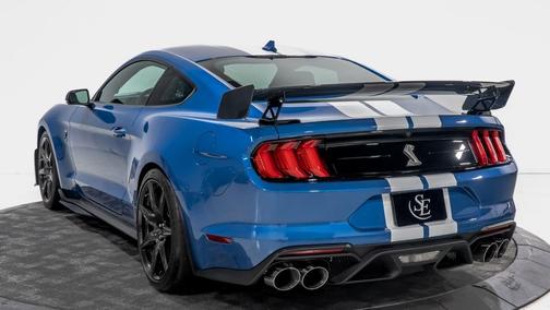 2021 Ford Shelby GT500 Base