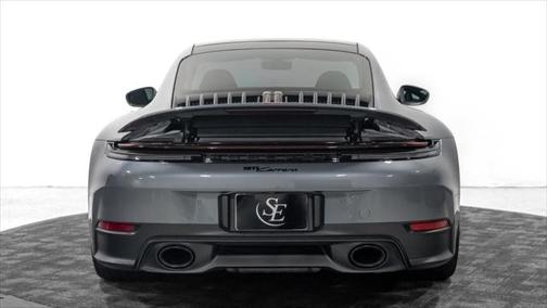 2025 Porsche 911 Carrera