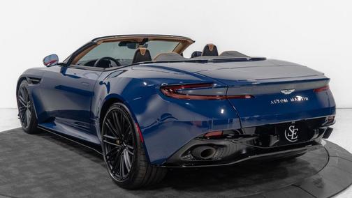 2024 Aston Martin DB12 Volante
