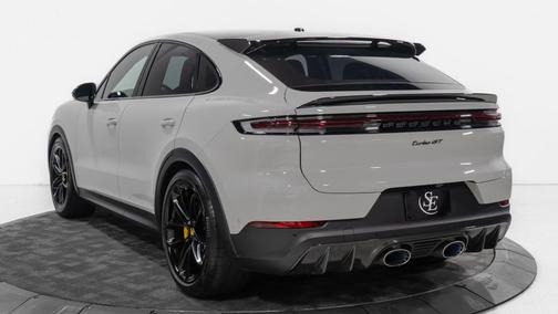 2024 Porsche Cayenne Turbo GT