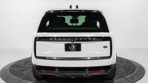 2023 Land Rover Range Rover P530 SE