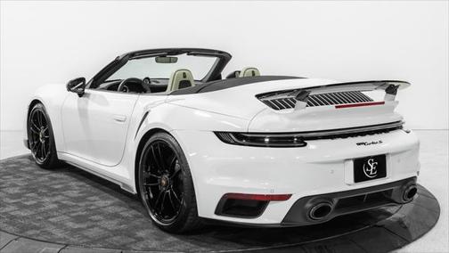 2021 Porsche 911 Turbo S