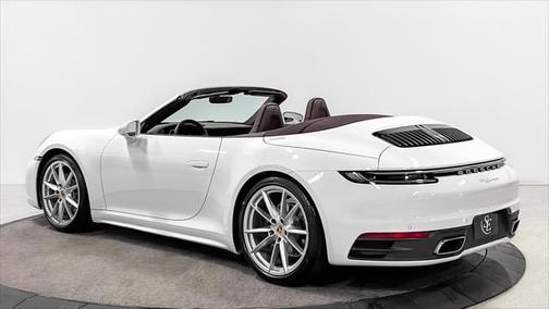 2021 Porsche 911 Carrera