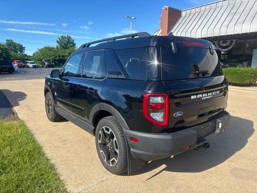 Shadow Black 2022 Ford Bronco Sport Outer Banks