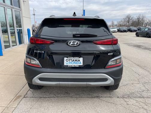 Abyss Black Pearl 2023 Hyundai KONA SEL