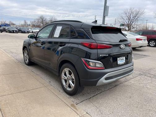 Abyss Black Pearl 2023 Hyundai KONA SEL